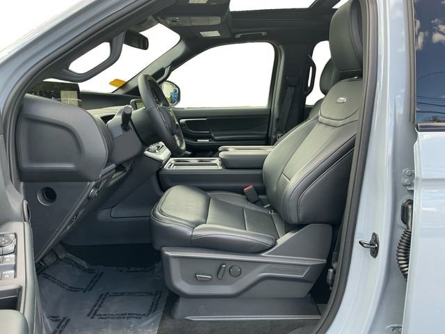 Certified 2026 Ford Expedition Platinum w/ Stealth Appearance Package image 10