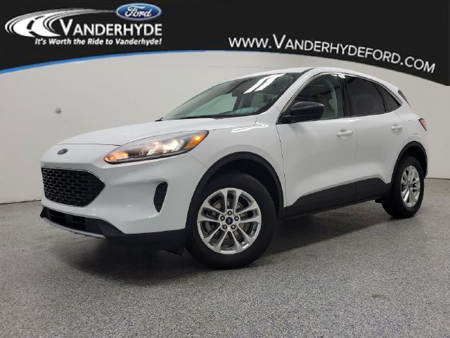 Certified 2022 Ford Escape SE