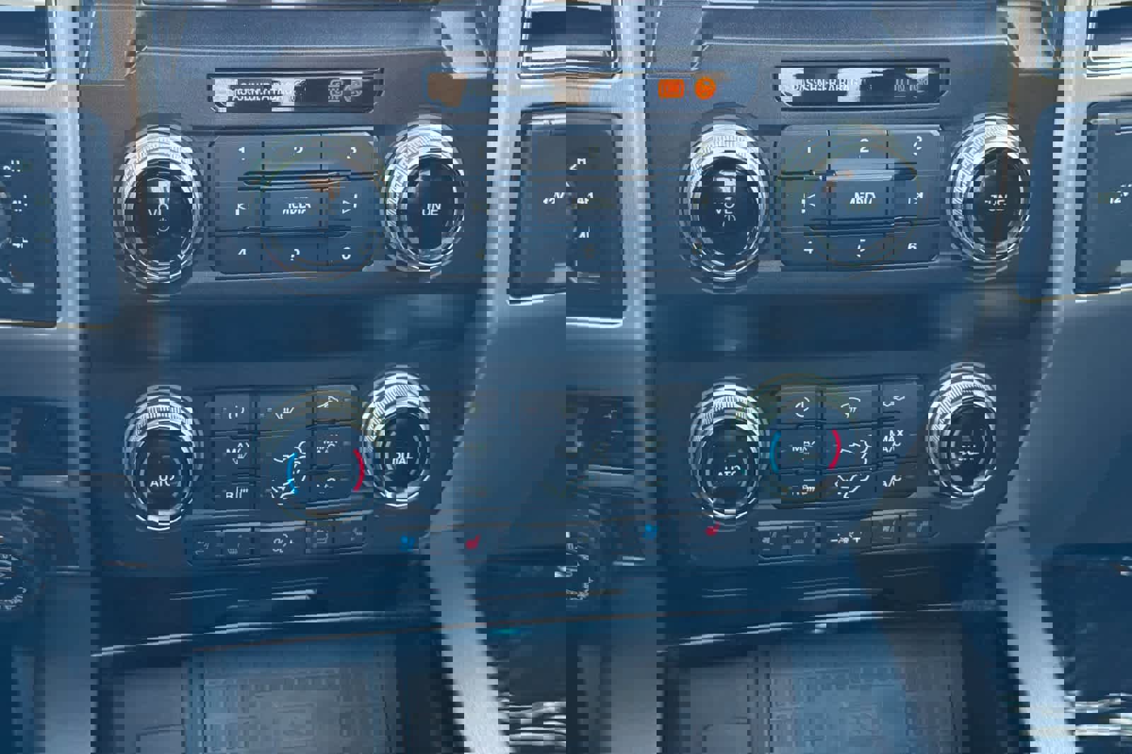 Certified 2020 Ford F250 Platinum image 20