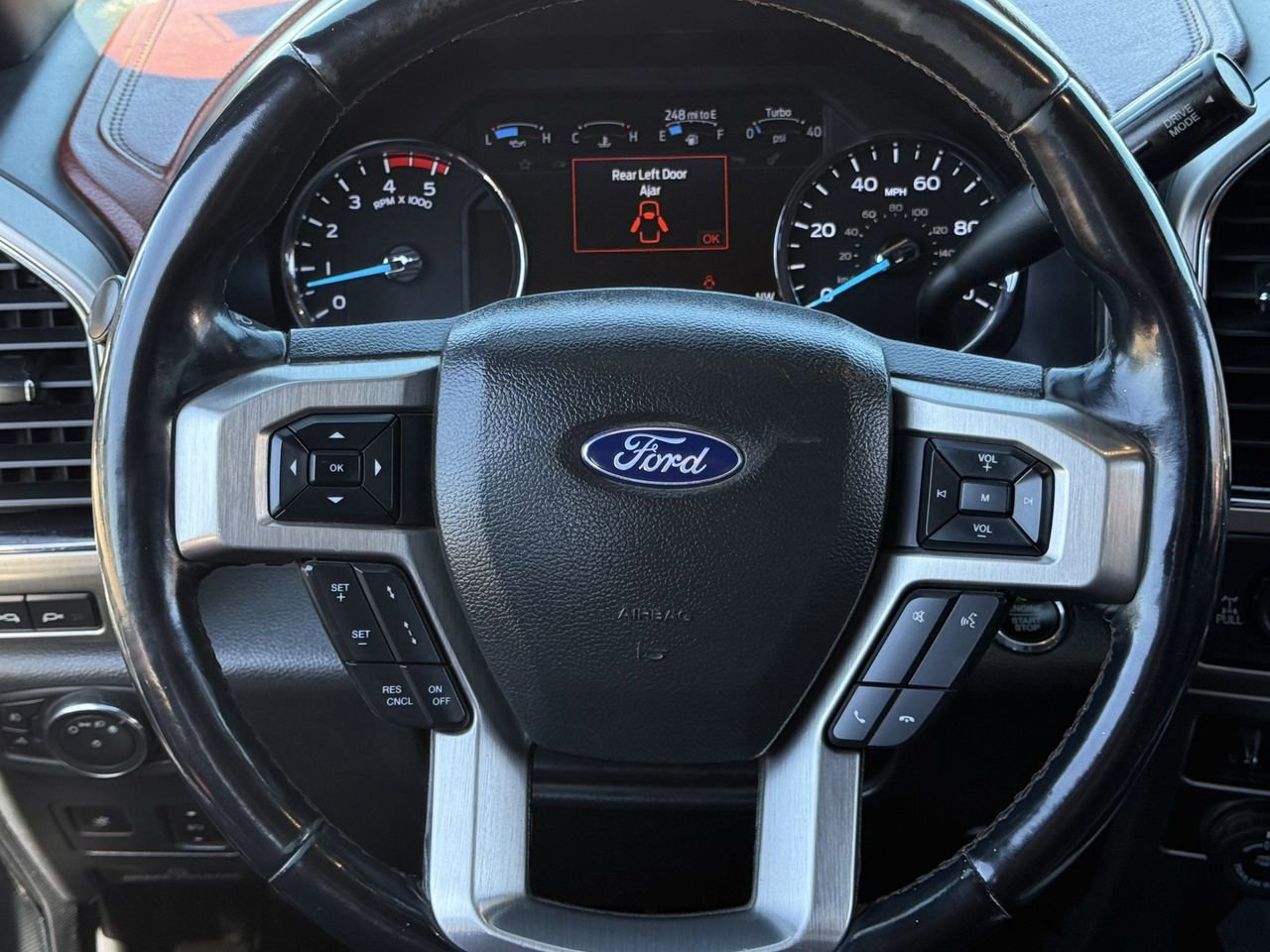 Certified 2022 Ford F350 Platinum image 12