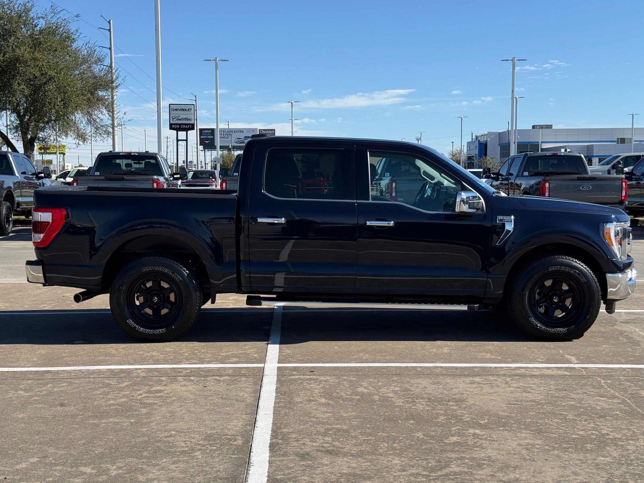 Certified 2023 Ford F150 Lariat w/ Trailer Tow Package image 8