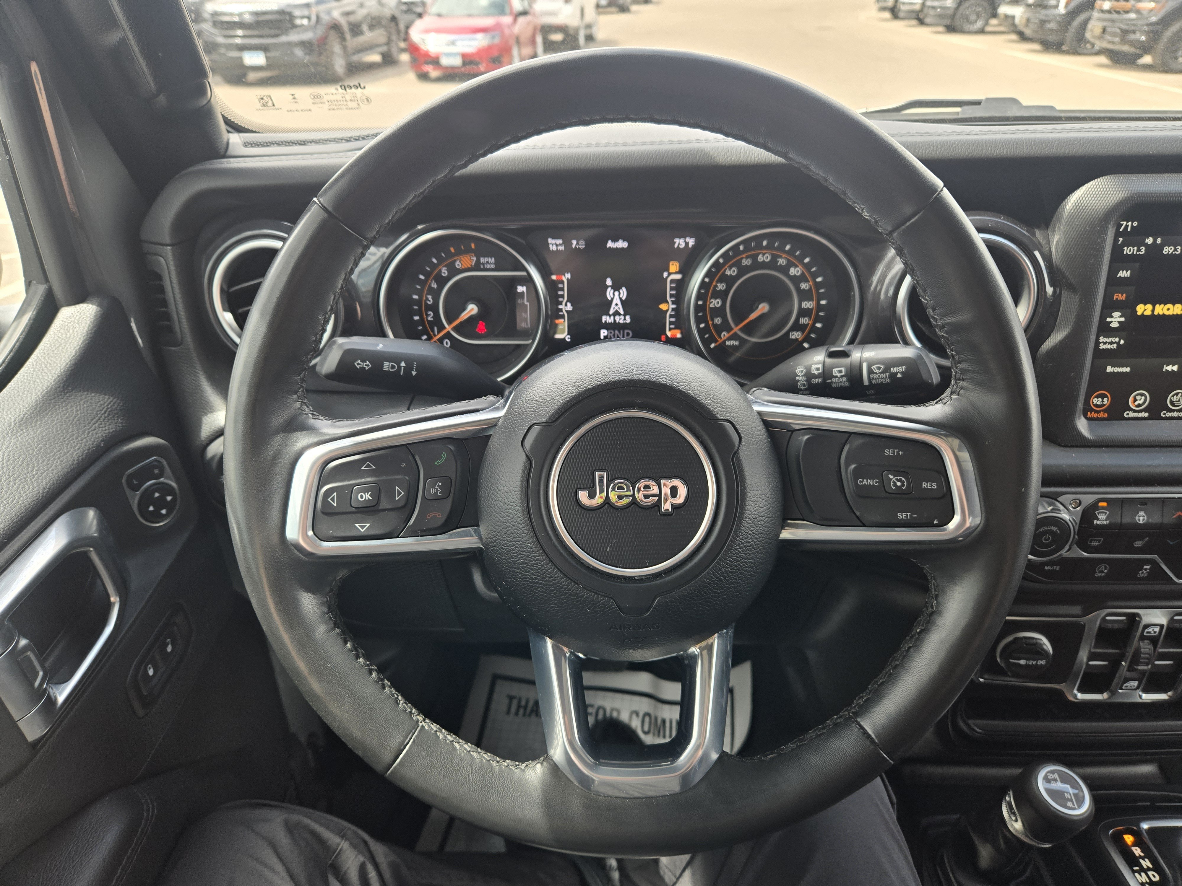 Used 2023 Jeep Wrangler Unlimited Sahara AWD/4WD image 8