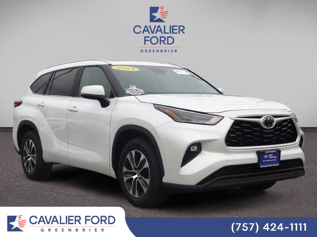 Used 2023 Toyota Highlander XLE