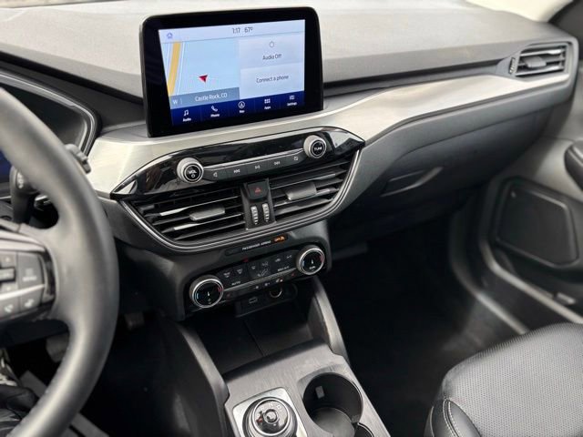 Certified 2022 Ford Escape Titanium w/ Class II Trailer Tow Package image 36