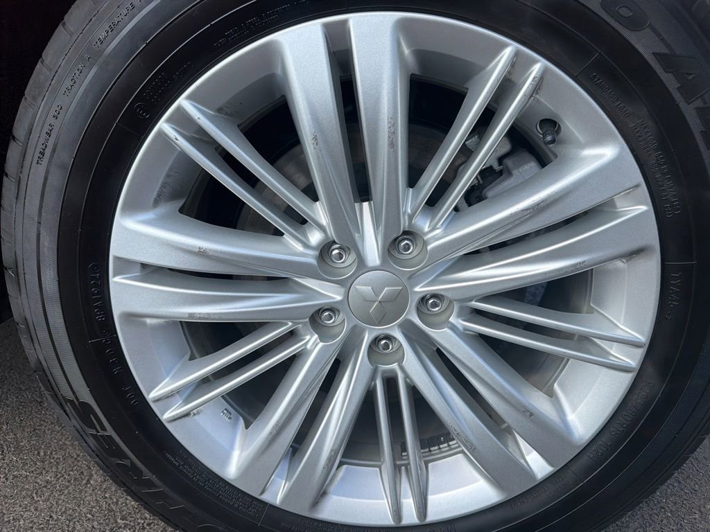 Used 2024 Mitsubishi Outlander ES AWD/4WD image 46