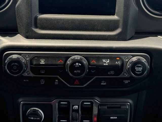 Used 2021 Jeep Wrangler Unlimited Sport AWD/4WD image 4