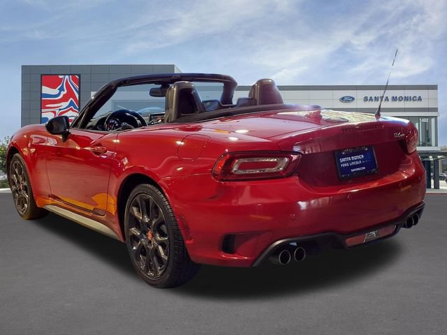 Used 2020 FIAT 124 Spider Abarth w/ Convenience Group RWD image 3