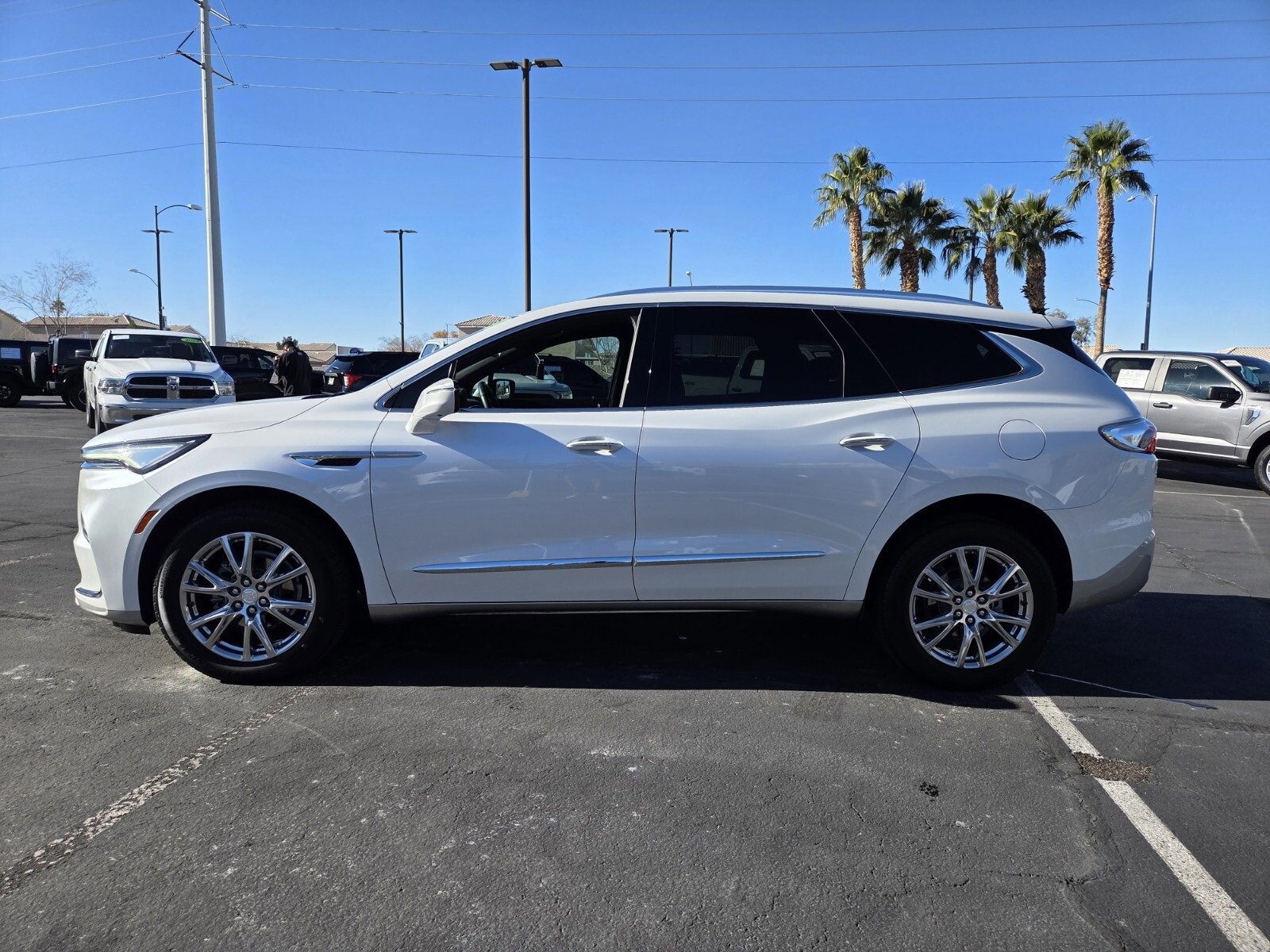 Used 2022 Buick Enclave Premium w/ Experience Buick Package video 2