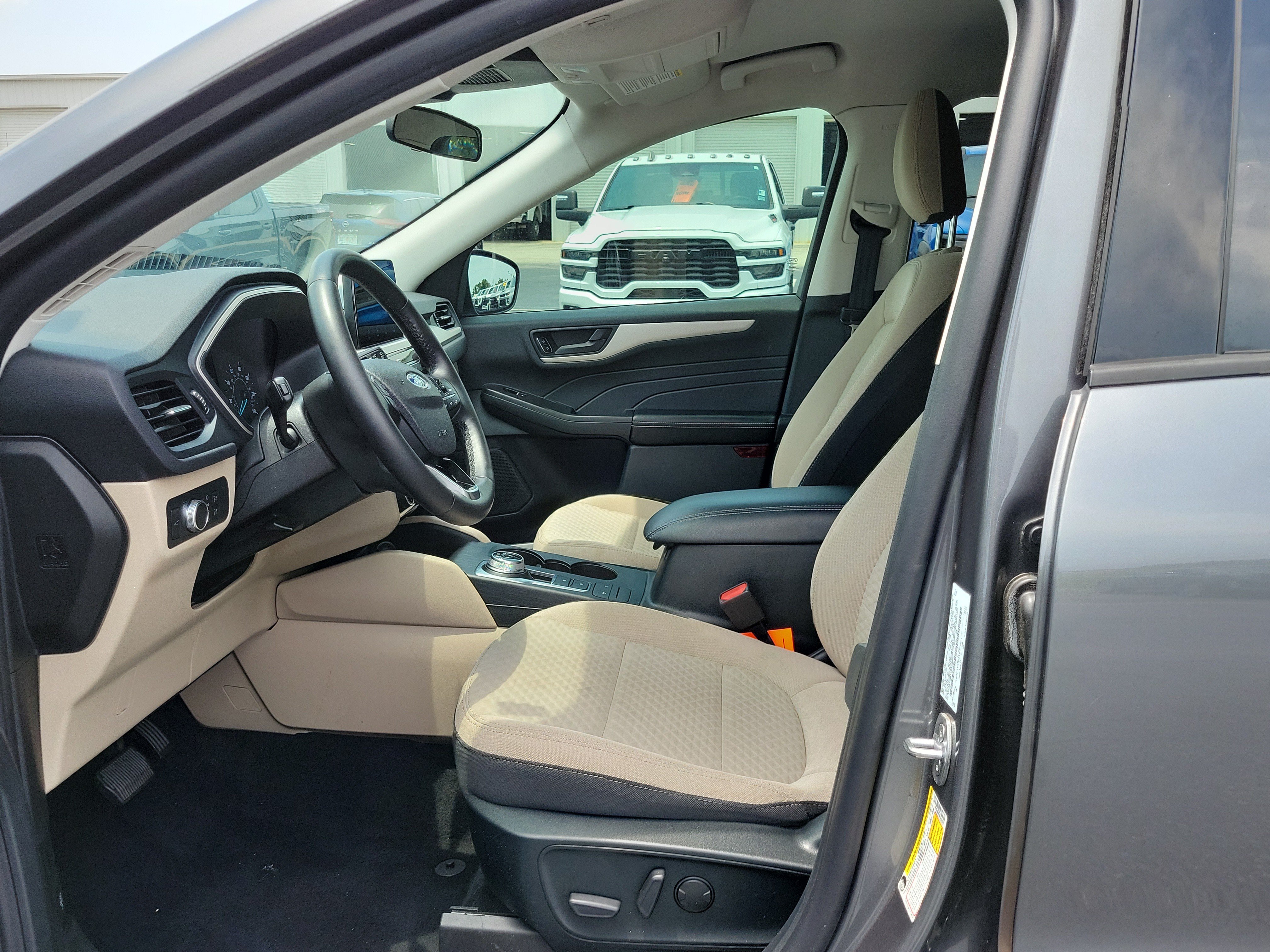 Certified 2022 Ford Escape SE w/ Convenience Package FWD image 21