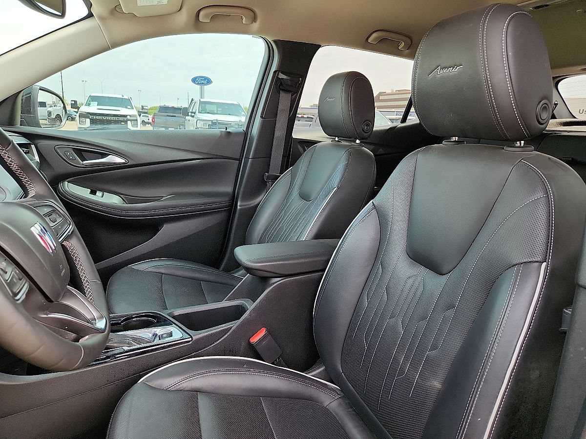 Used 2024 Buick Encore GX Avenir FWD image 7