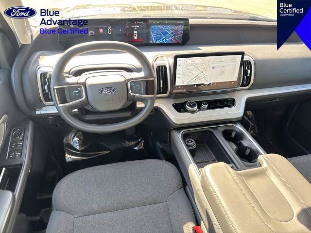 Certified 2025 Ford Expedition Active AWD/4WD image 10