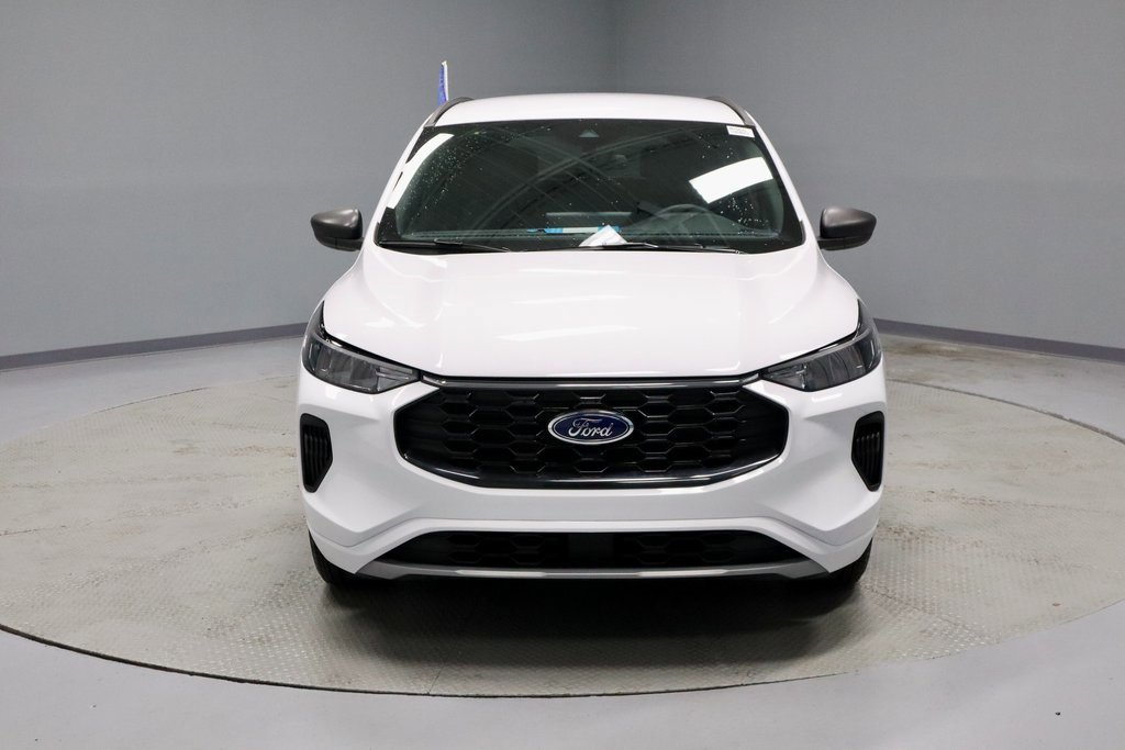Certified 2023 Ford Escape ST-Line w/ Tech Pack #1 image 9
