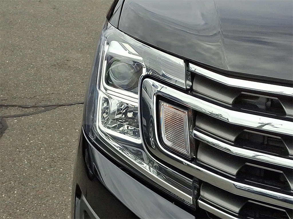 Certified 2021 Ford Expedition XLT image 9
