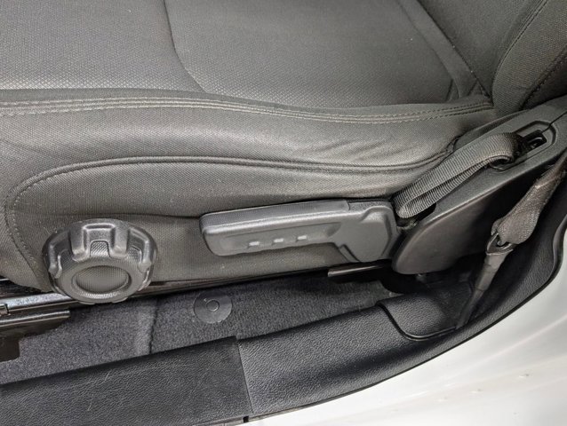 Used 2019 Jeep Wrangler Unlimited Sahara AWD/4WD image 11