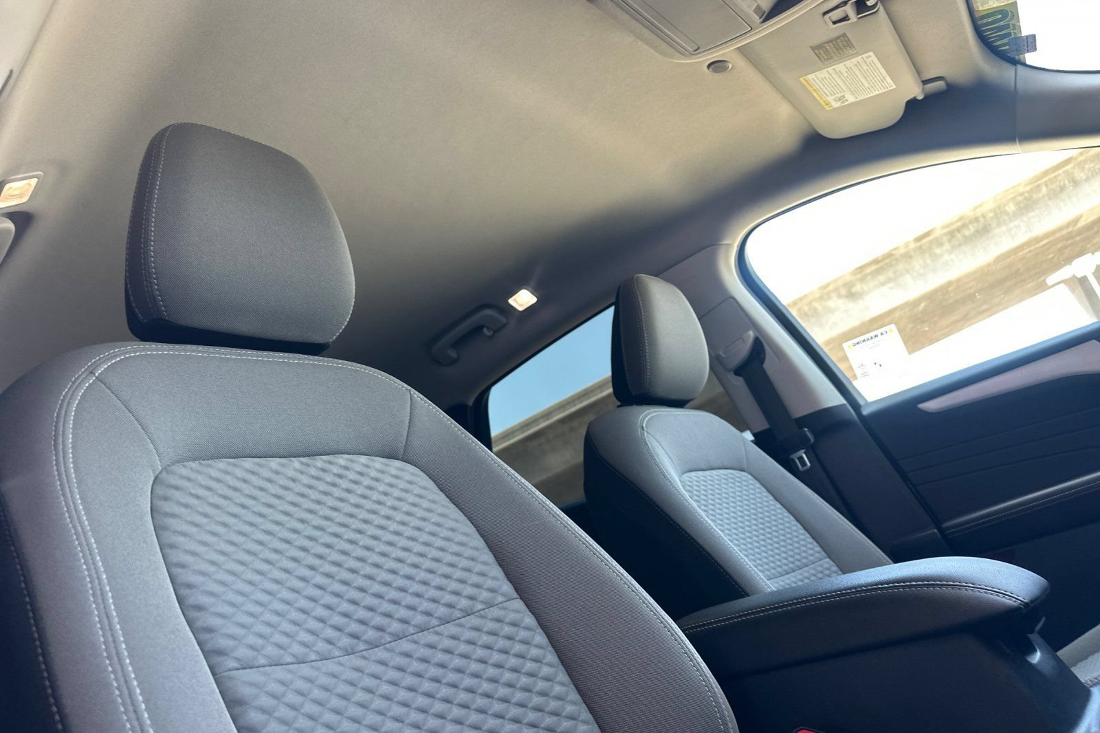 Certified 2022 Ford Escape SE w/ SE Sport Appearance Package FWD image 16