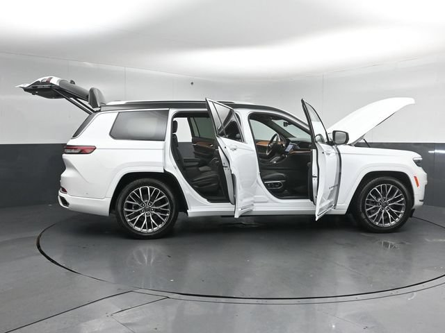 Used 2023 Jeep Grand Cherokee L Summit AWD/4WD image 61