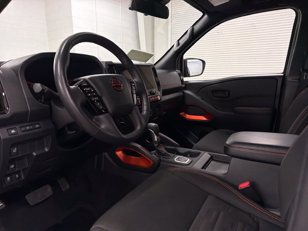 Used 2026 Nissan Frontier PRO-4X AWD/4WD image 6