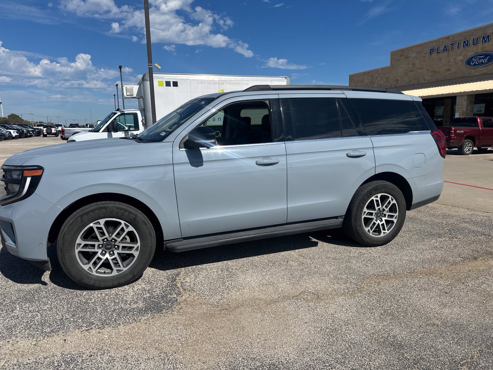 Certified 2025 Ford Expedition Active RWD image 2