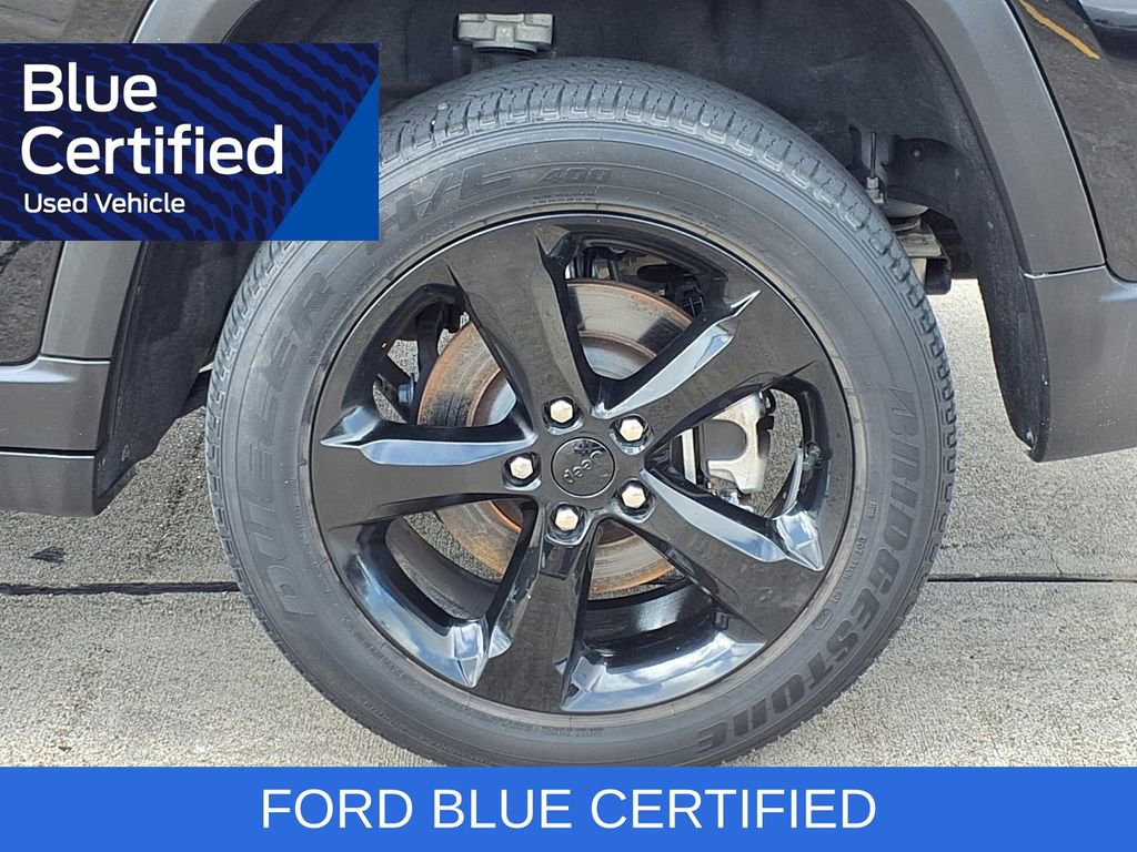 Used 2023 Jeep Grand Cherokee L Laredo RWD image 31