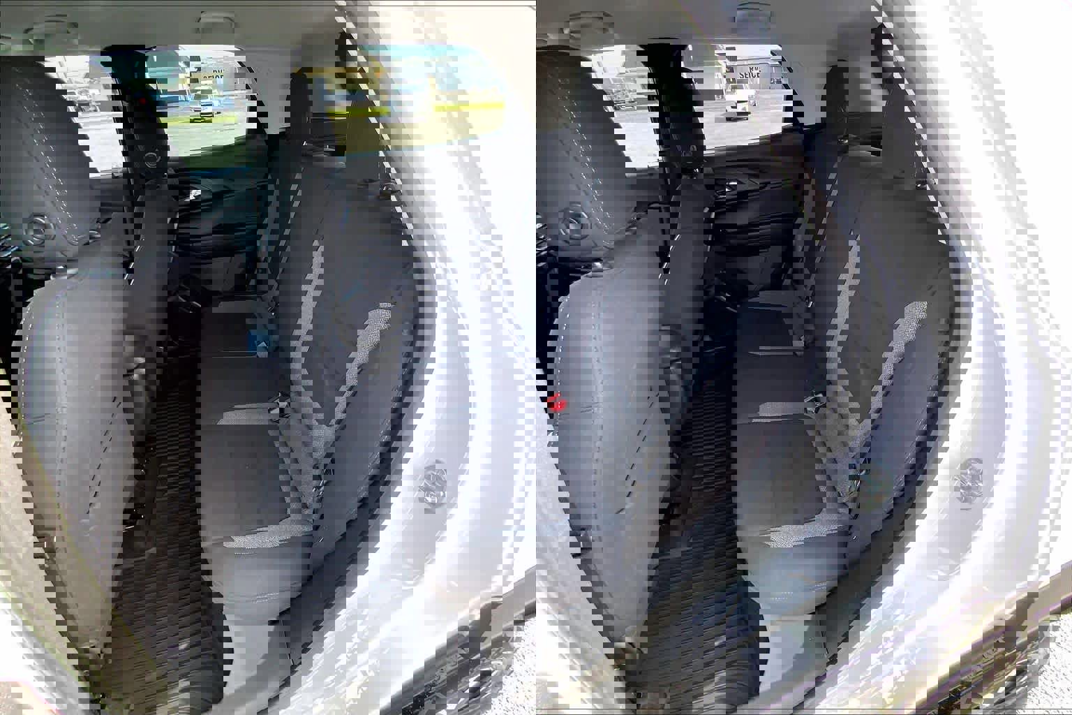 Used 2021 Chevrolet TrailBlazer LT w/ Convenience Package image 21