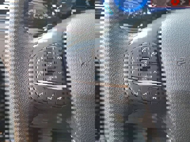 Certified 2020 Ford Escape Titanium image 15