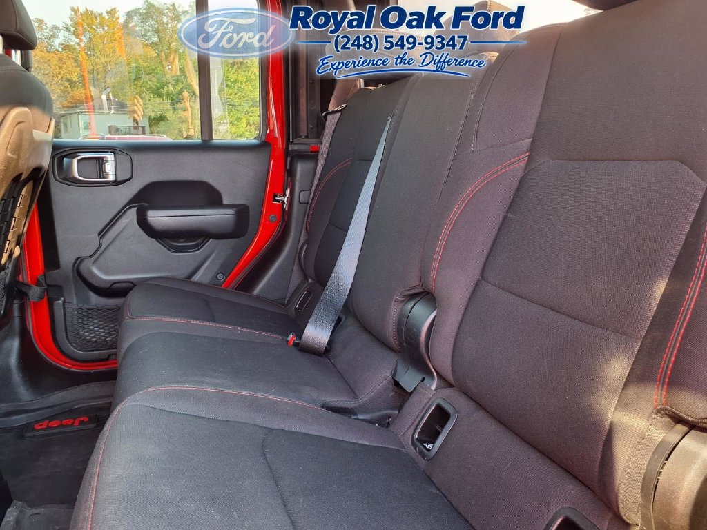 Used 2022 Jeep Gladiator Rubicon AWD/4WD image 18