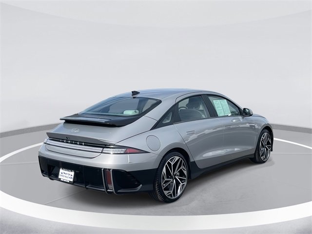 Used 2023 Hyundai Ioniq 6 SEL image 3