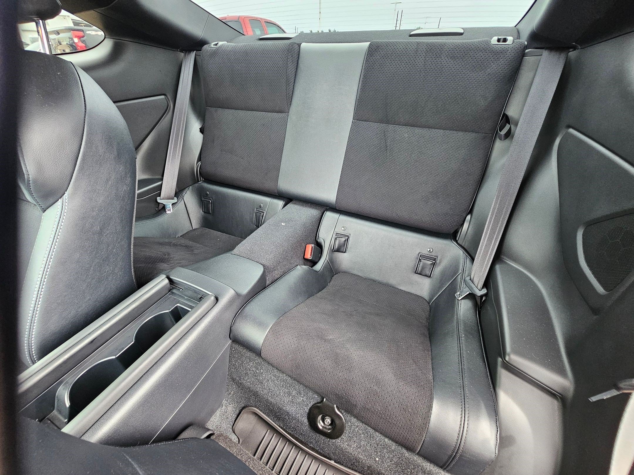 Used 2025 Toyota GR86 Premium RWD image 28