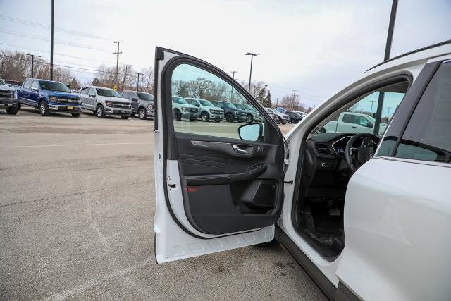 Certified 2021 Ford Escape Titanium w/ Class II Trailer Tow Package image 20