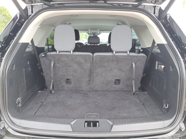 Certified 2025 Ford Explorer Active image 11