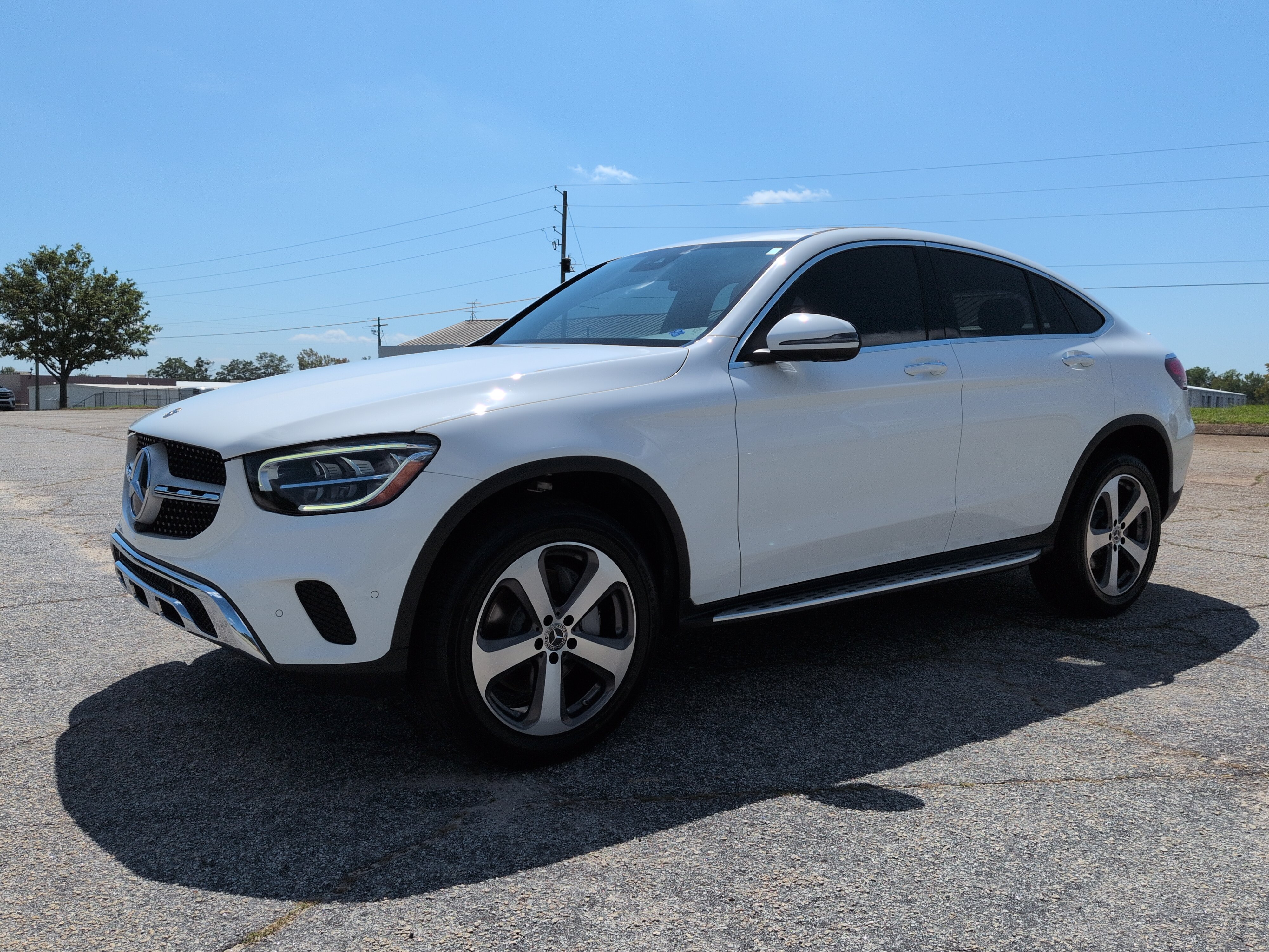 Used 2022 Mercedes-Benz GLC 300 4MATIC Coupe image 6