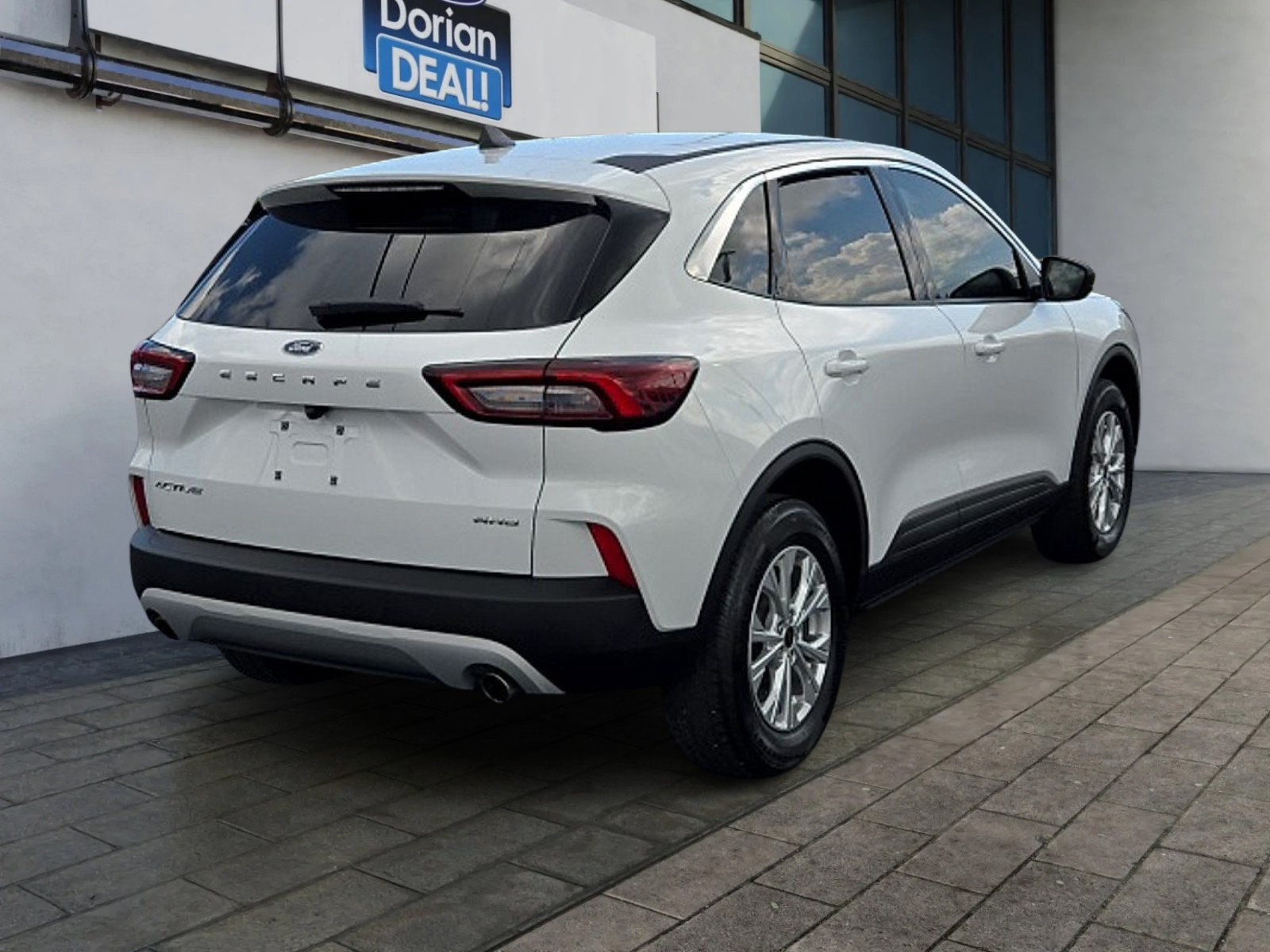 Certified 2024 Ford Escape Active AWD/4WD image 3