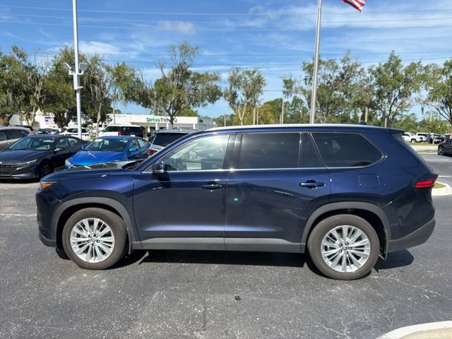 Used 2025 Toyota Grand Highlander AWD image 9
