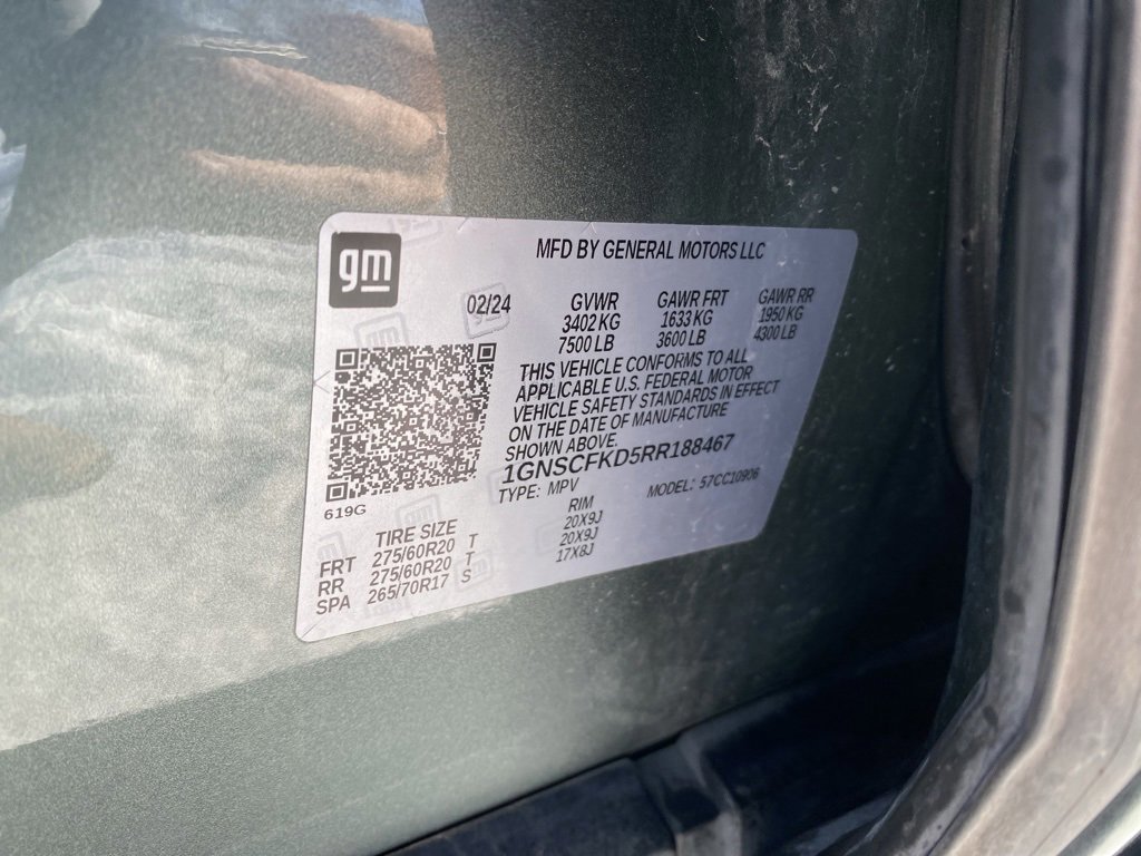 Used 2024 Chevrolet Suburban Premier image 15