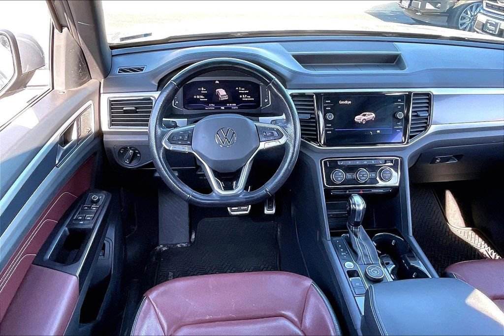 Used 2021 Volkswagen Atlas Cross Sport SEL Premium R-Line w/ Cross Sport MDO Package AWD/4WD image 4