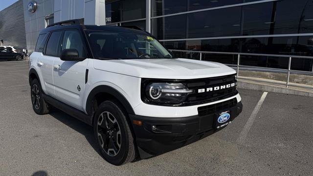 Certified 2023 Ford Bronco Sport Outer Banks AWD/4WD image 1