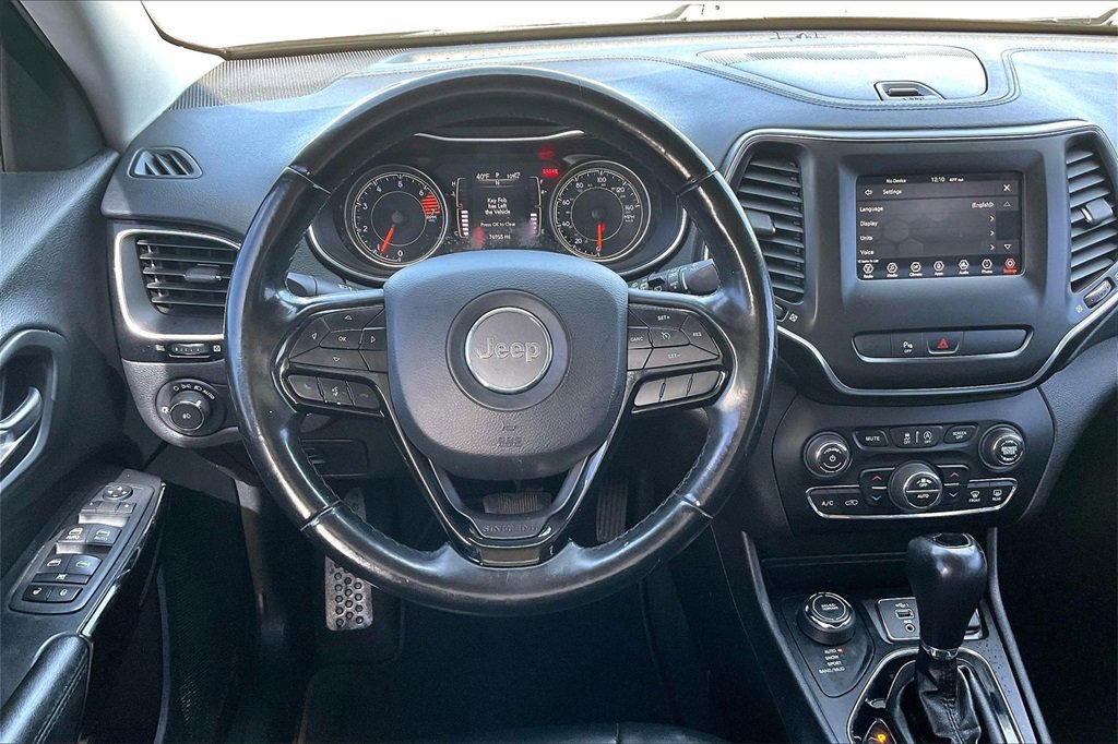 Used 2020 Jeep Cherokee Latitude Plus image 8