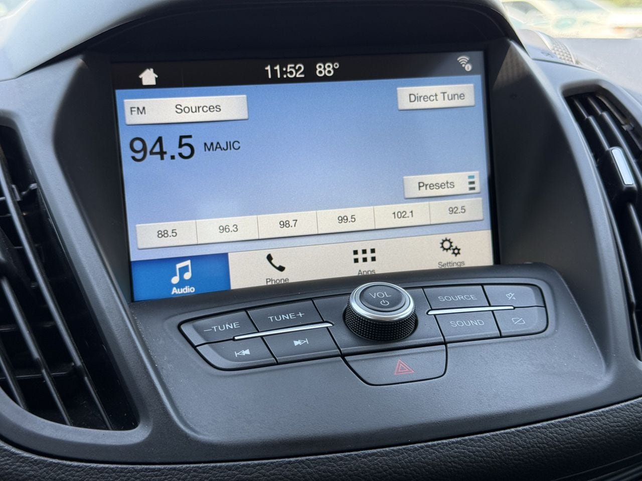 Certified 2019 Ford Escape SE FWD image 14