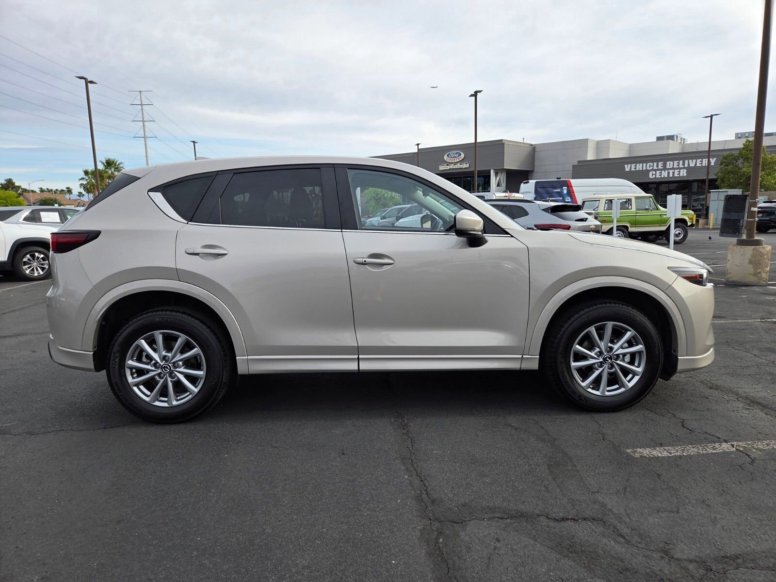 Used 2024 MAZDA CX-5 AWD 2.5 S w/ Select Package image 6