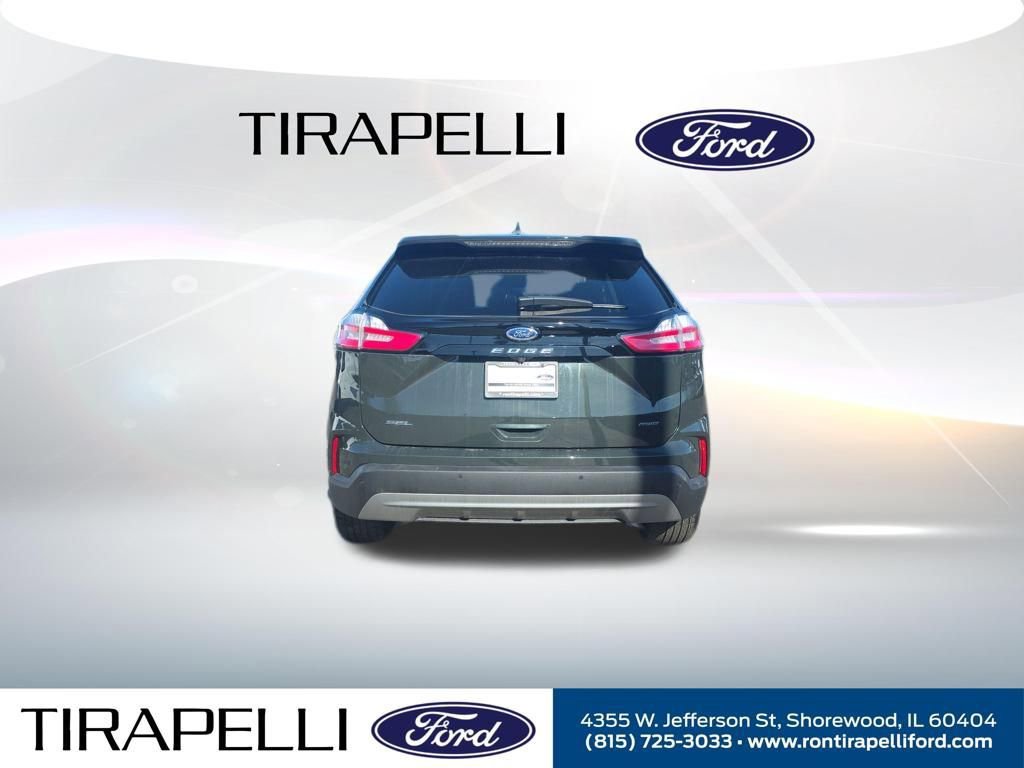 Certified 2024 Ford Edge SEL w/ Convenience Package image 4