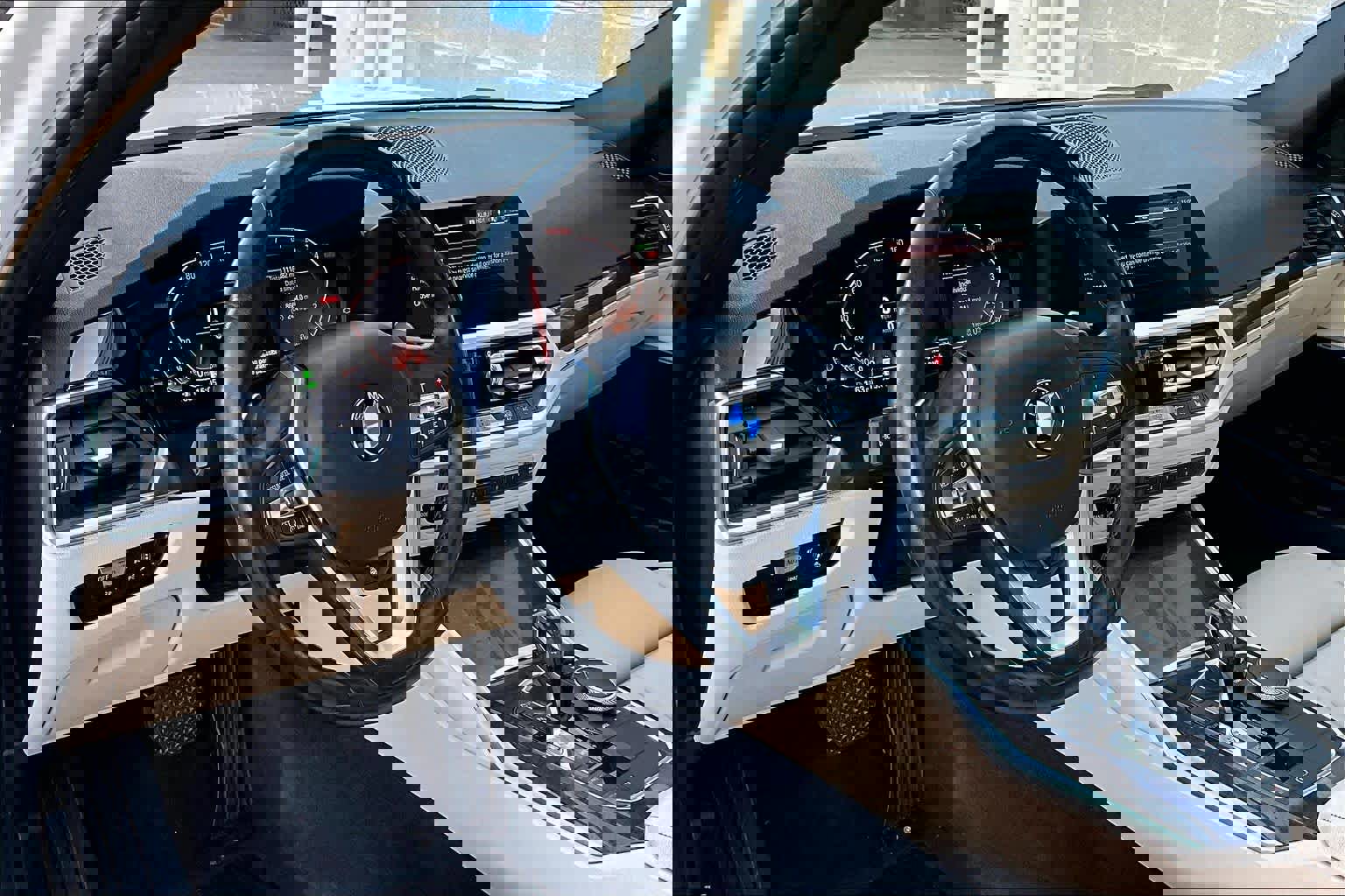 Used 2019 BMW 330i xDrive Sedan w/ Driving Assistance Package image 19