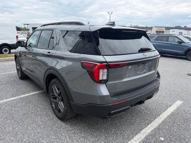 Certified 2025 Ford Explorer ST-Line w/ ST-Line Street Pack AWD/4WD image 6