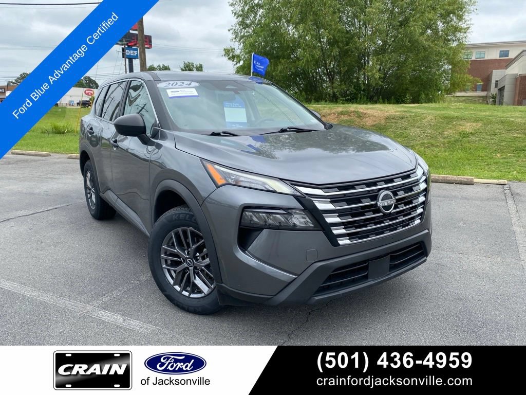 Used 2024 Nissan Rogue S AWD/4WD image 1