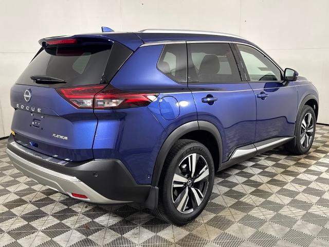 Used 2022 Nissan Rogue Platinum w/ Head-Up Display Package image 4