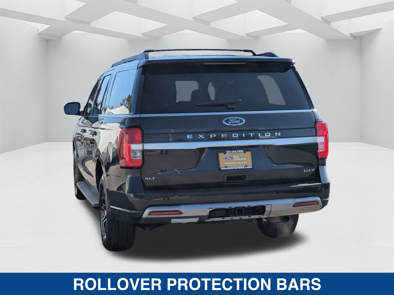 Certified 2024 Ford Expedition Max XLT image 6