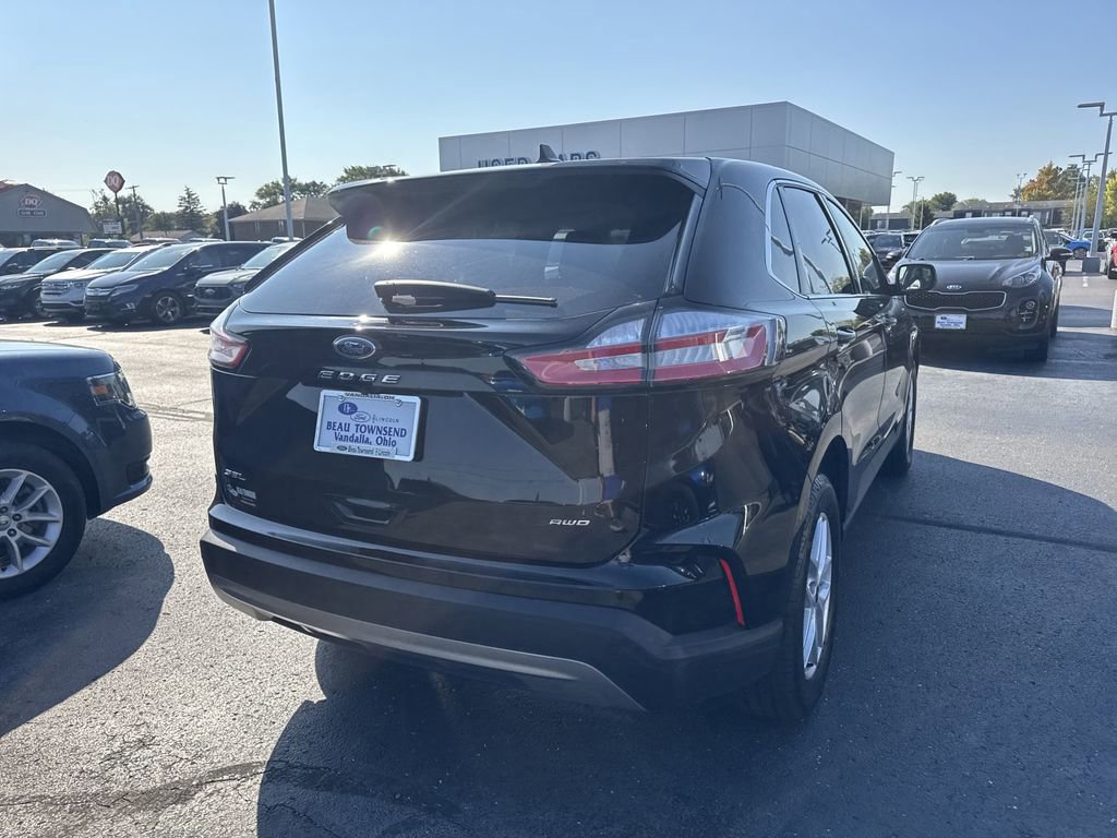 Certified 2024 Ford Edge SEL image 5