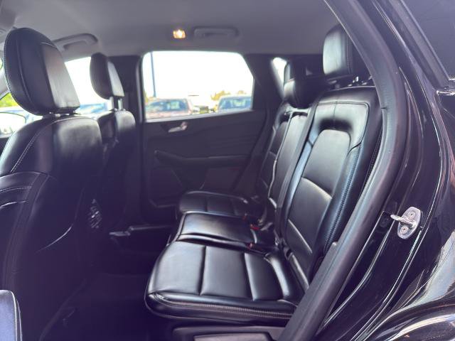 Certified 2024 Ford Escape Platinum AWD/4WD image 24