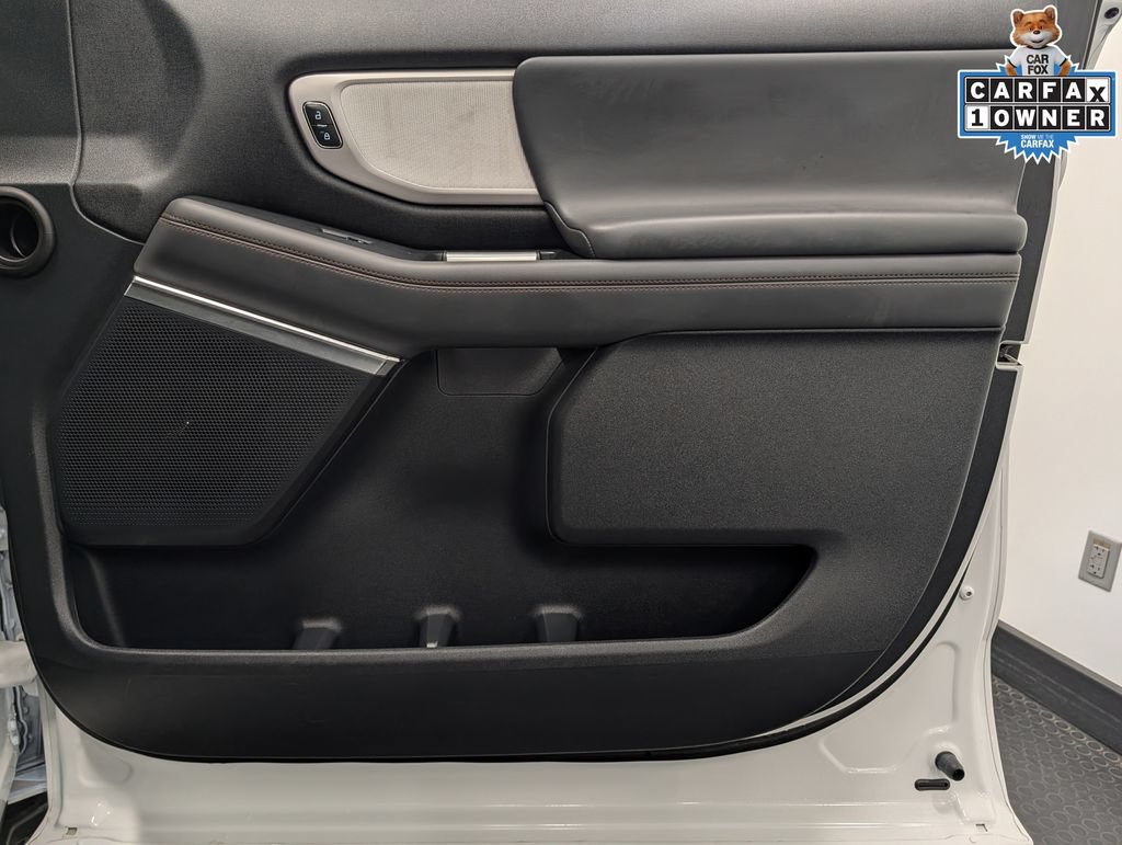 Certified 2025 Ford Expedition Active AWD/4WD image 39