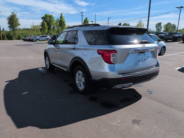 Certified 2023 Ford Explorer XLT w/ Equipment Group 202A AWD/4WD image 5