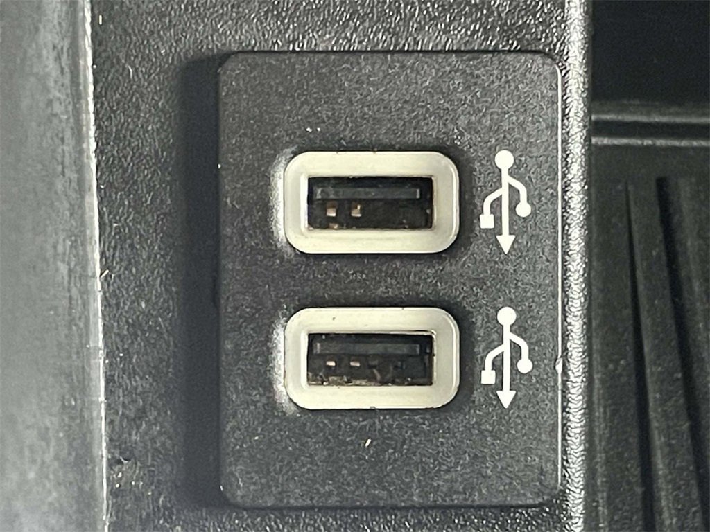 Certified 2019 Ford F150 Lariat image 25